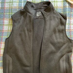 Men’s arcteryx vest